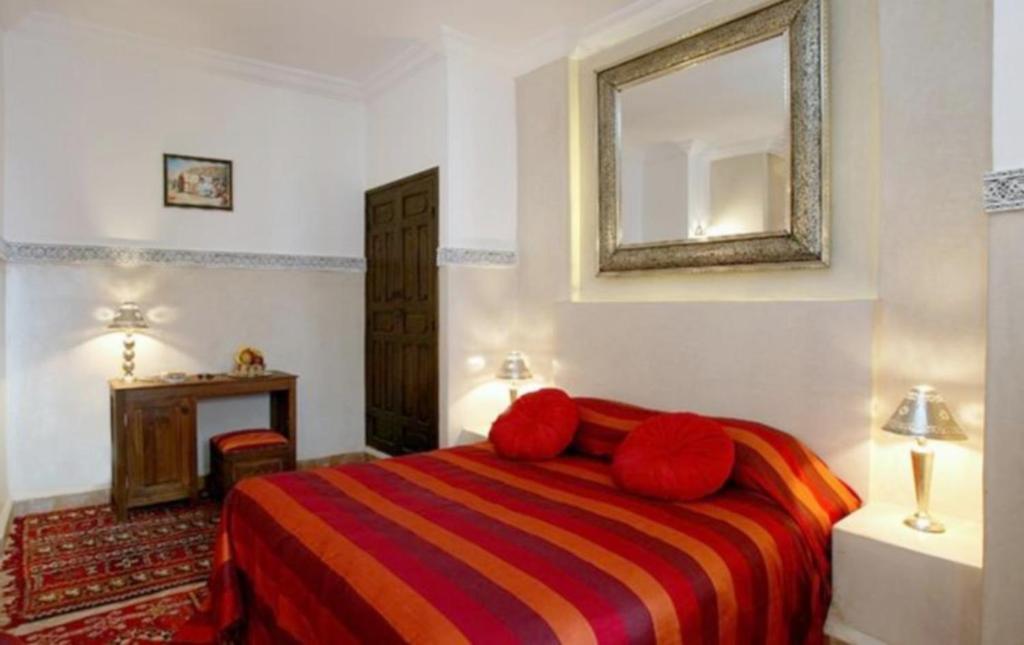Riad El Noujoum Marakéš Pokoj fotografie